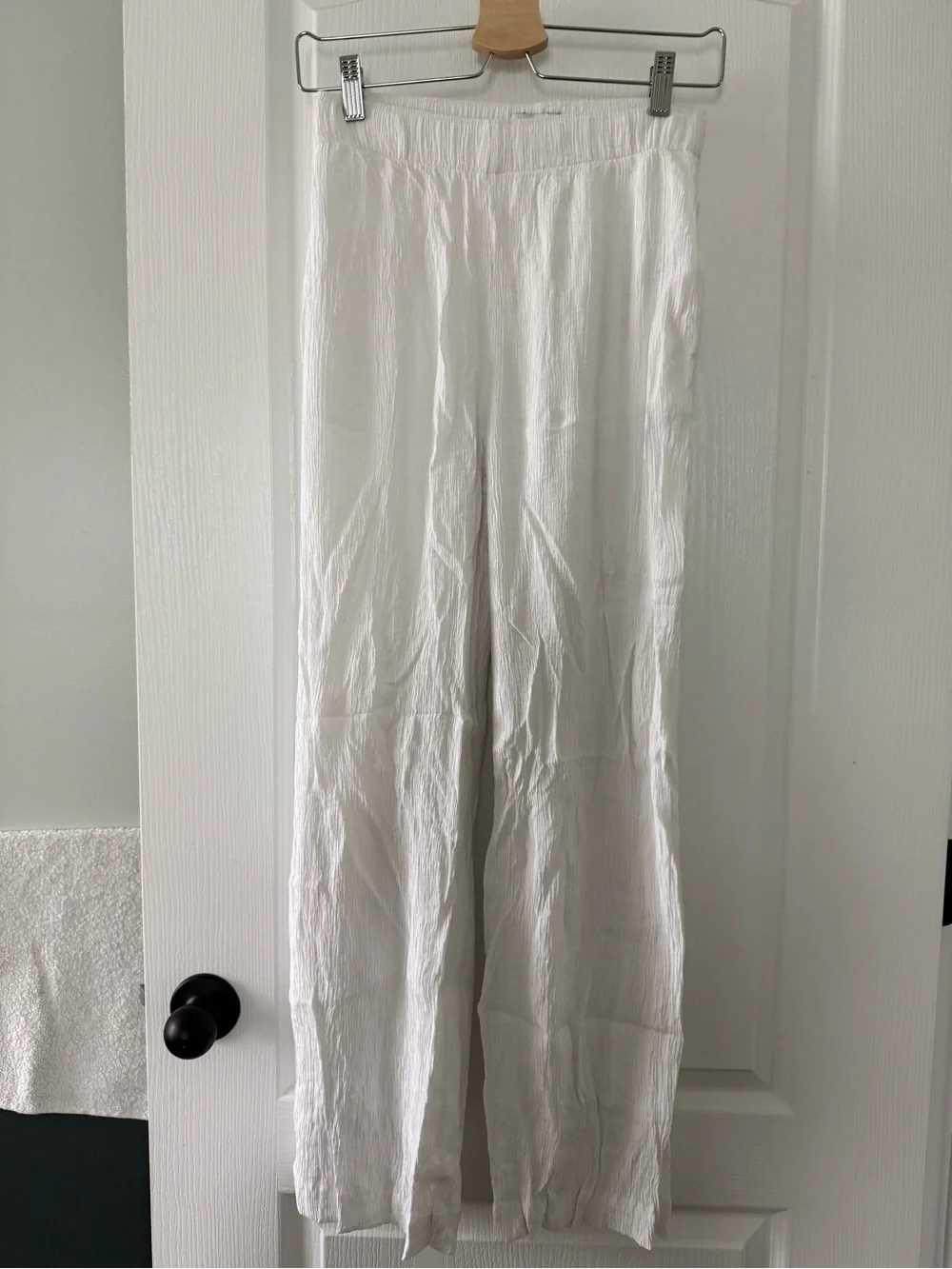 Abercrombie & Fitch White Elastic-Waist Wide Pants